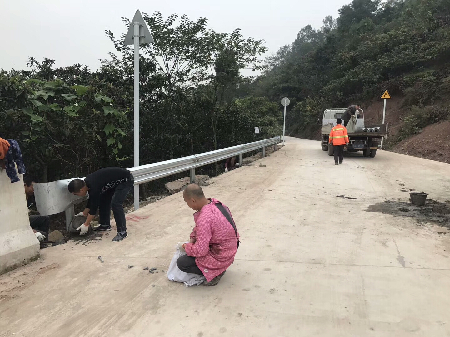 波形護(hù)欄怎么驗收？